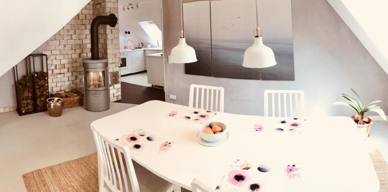 Moorblick! Grosse Dachwohnung Mit Kamin Und Sauna Leck エクステリア 写真