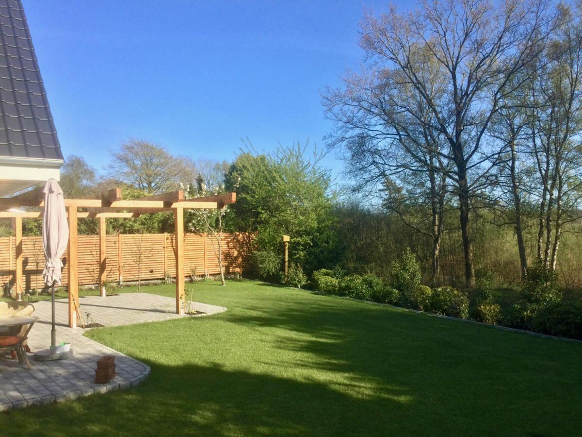 Moorblick! Grosse Dachwohnung Mit Kamin Und Sauna Leck エクステリア 写真