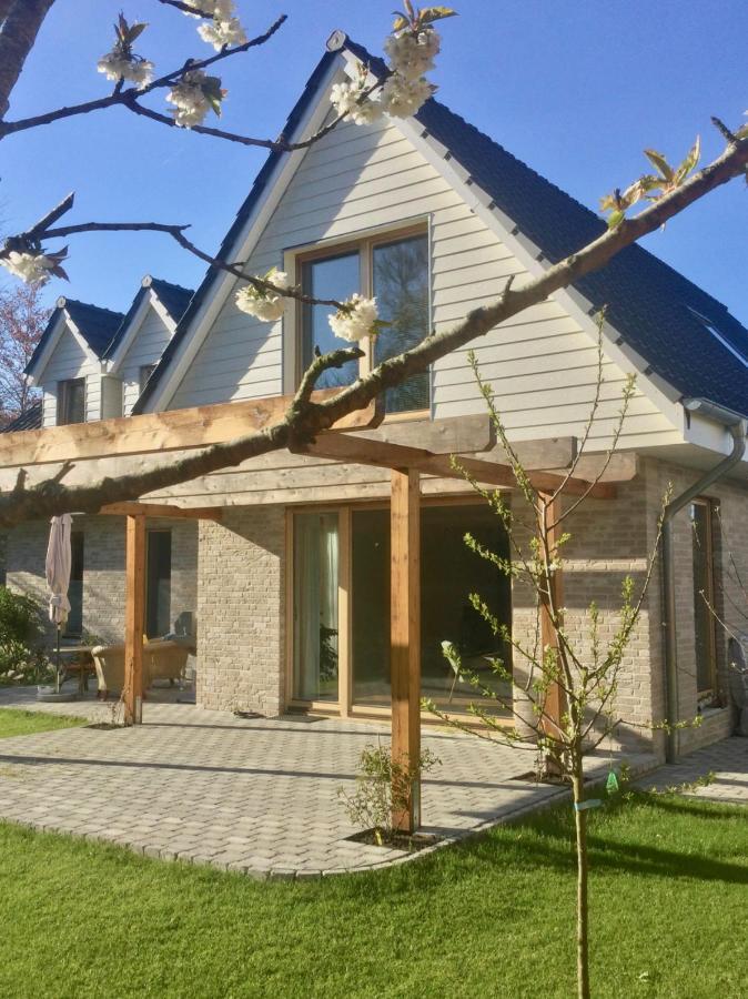 Moorblick! Grosse Dachwohnung Mit Kamin Und Sauna Leck エクステリア 写真